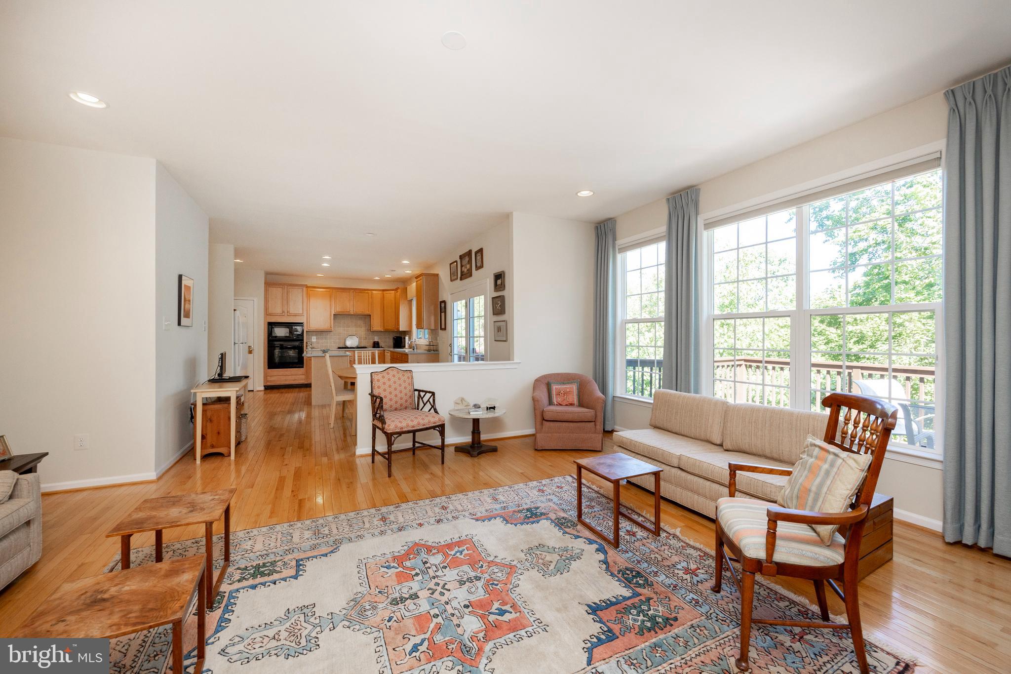 RIVERCREST - Residential