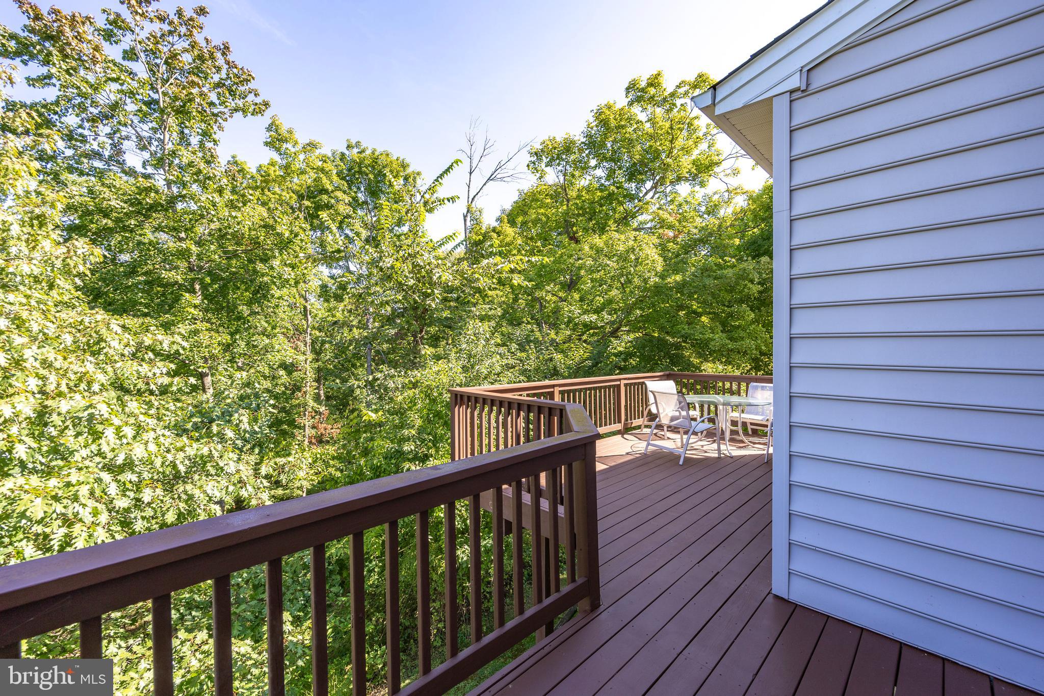 RIVERCREST - Residential