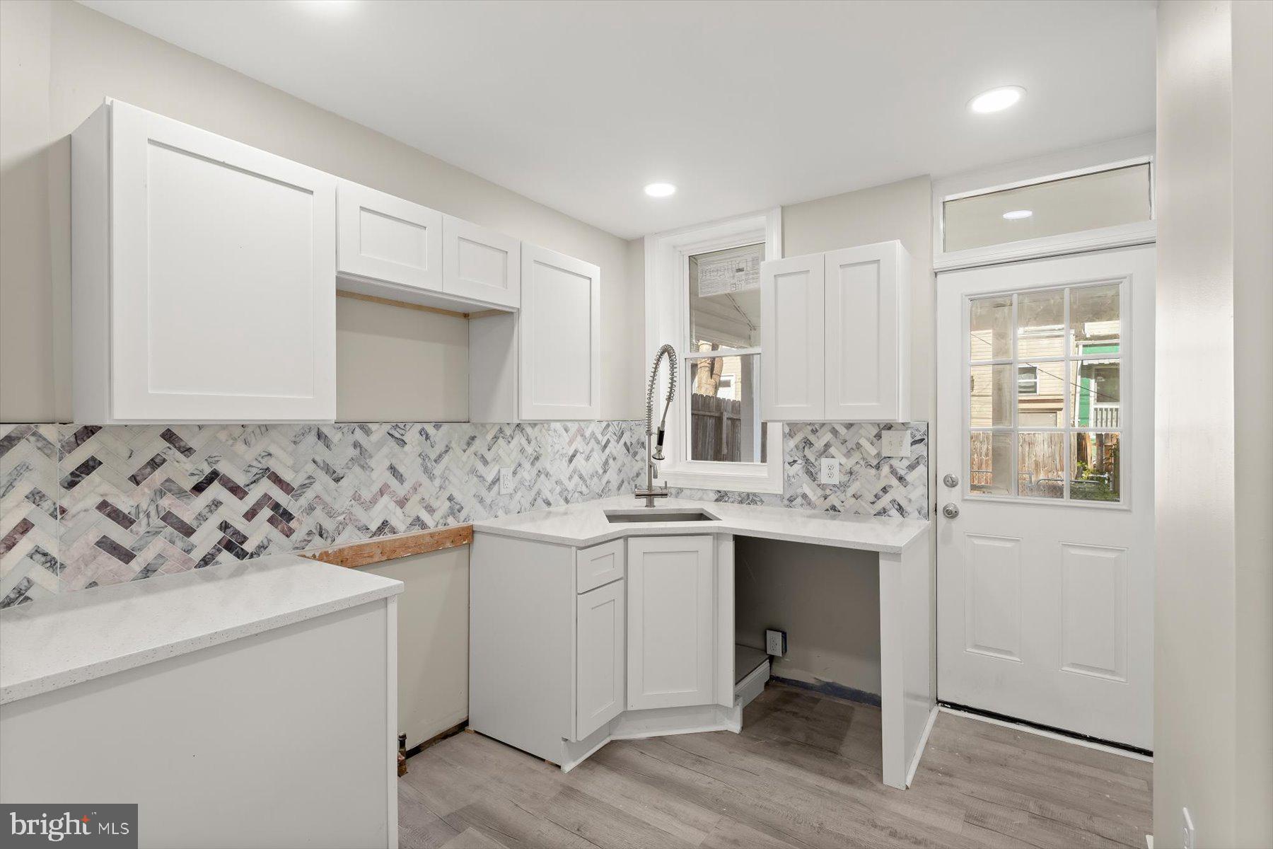 HAMPDEN HISTORIC DISTRICT - Residential