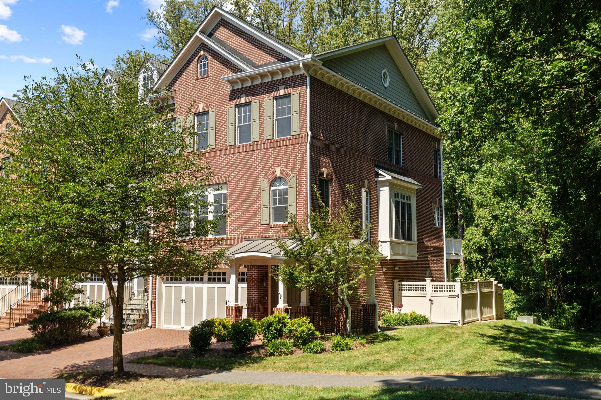 STOCKWELL MANOR - Residential