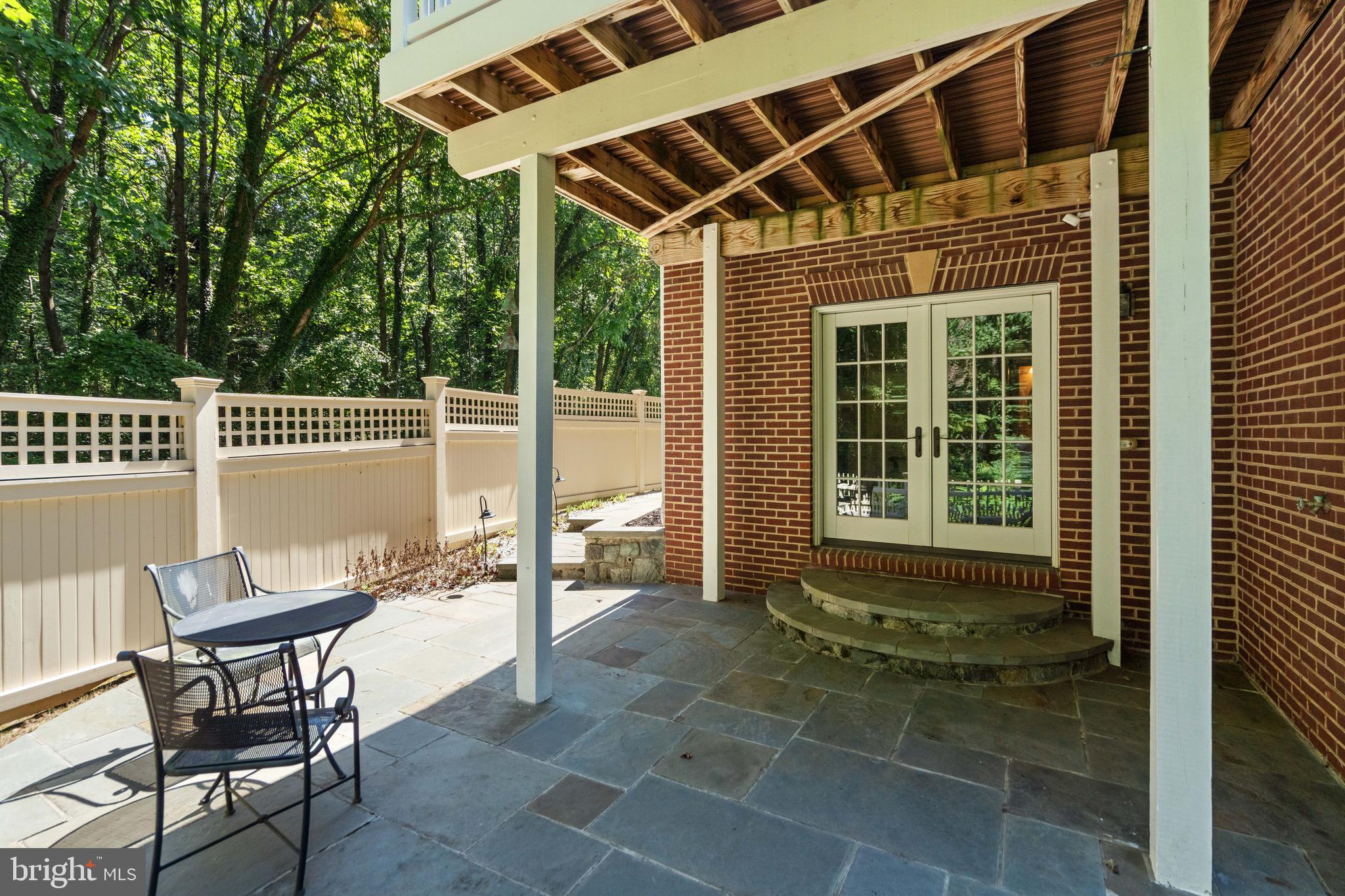 STOCKWELL MANOR - Residential