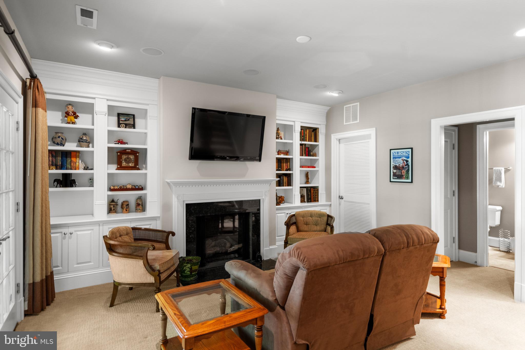 STOCKWELL MANOR - Residential