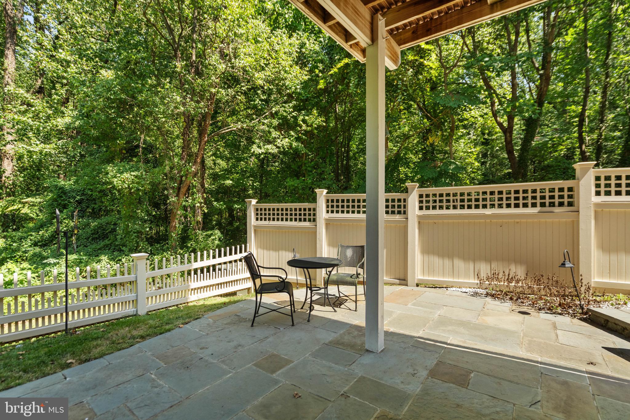 STOCKWELL MANOR - Residential