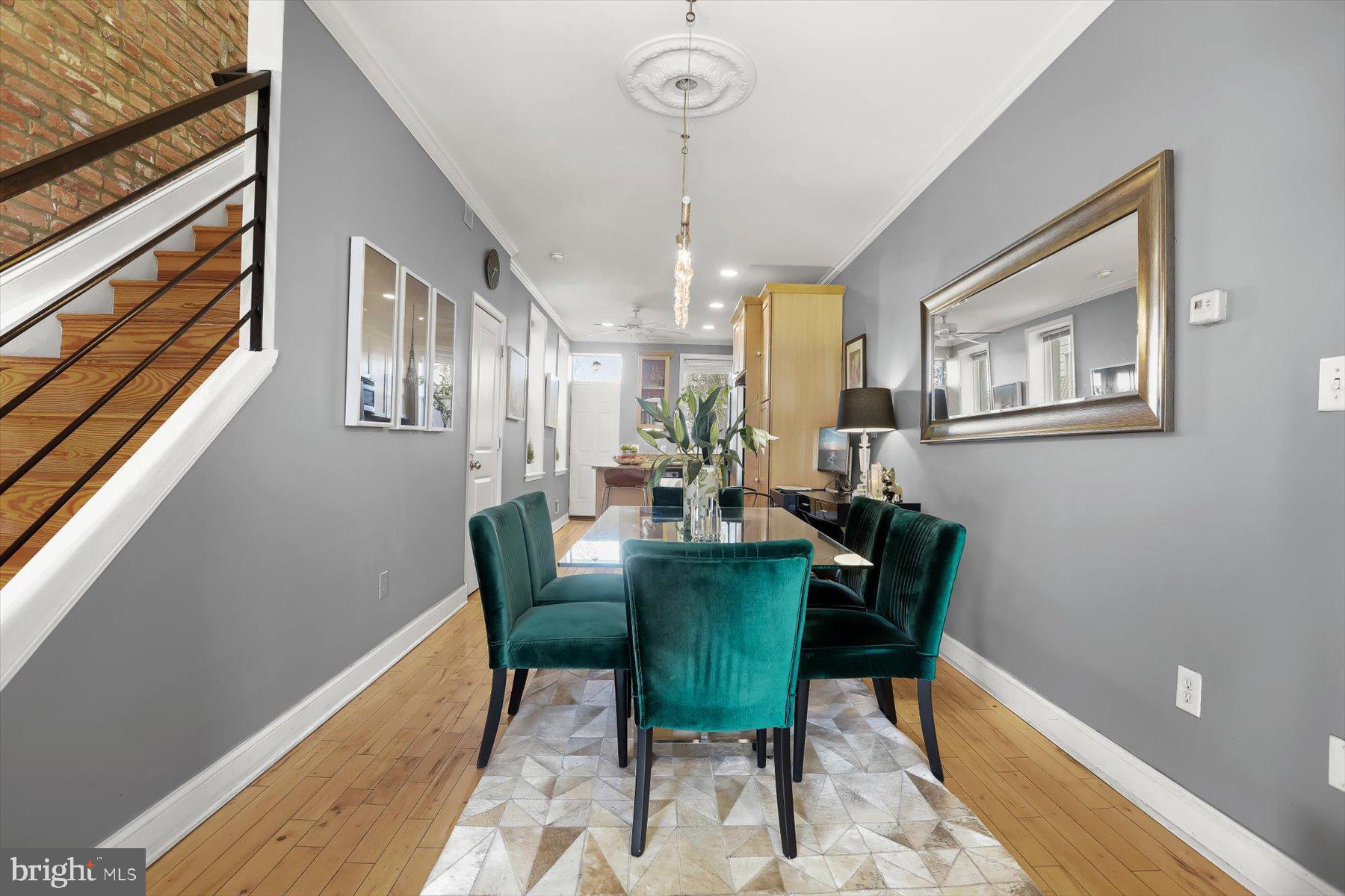 HIGHLANDTOWN - Residential