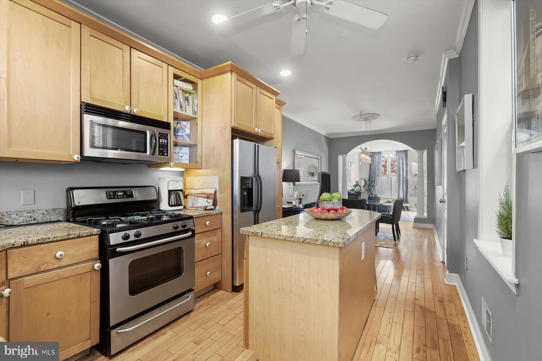 HIGHLANDTOWN - Residential