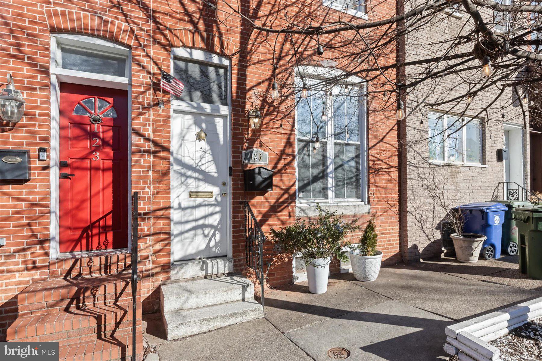 HIGHLANDTOWN - Residential