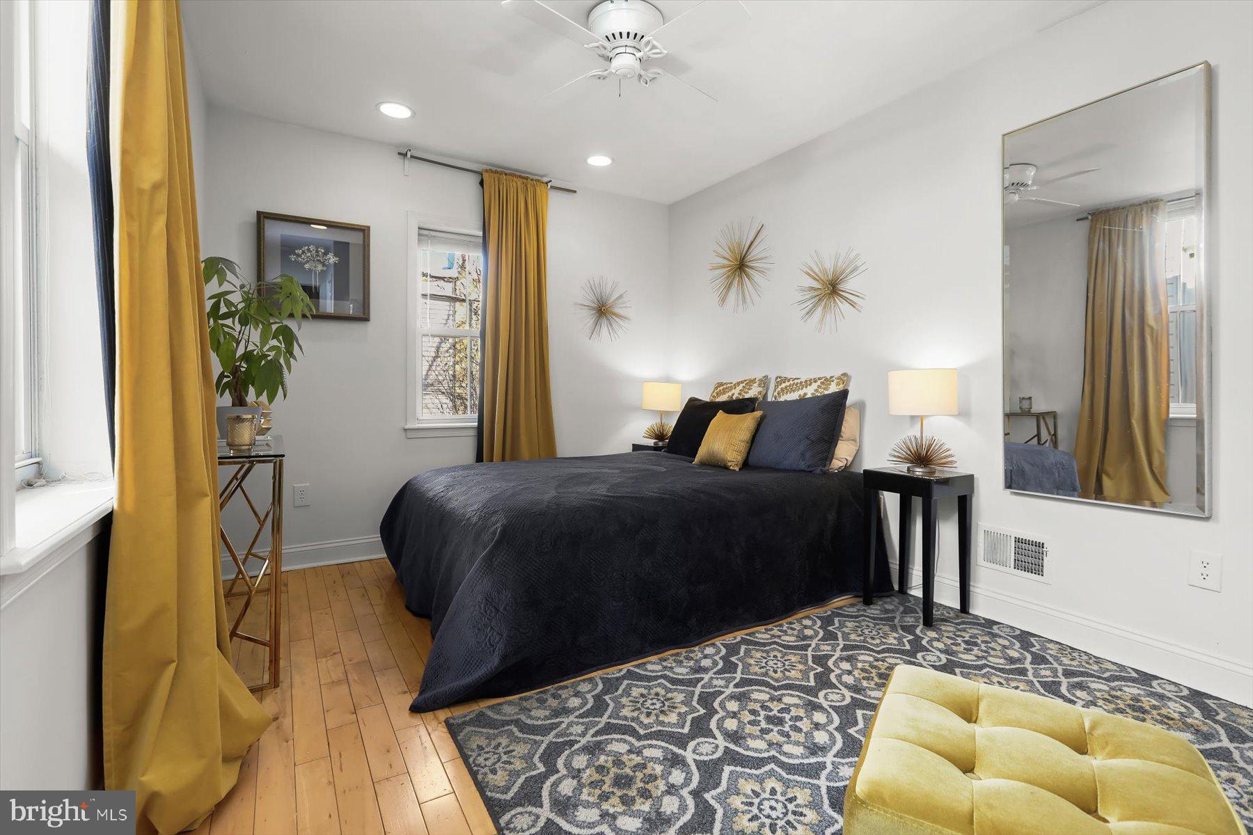 HIGHLANDTOWN - Residential