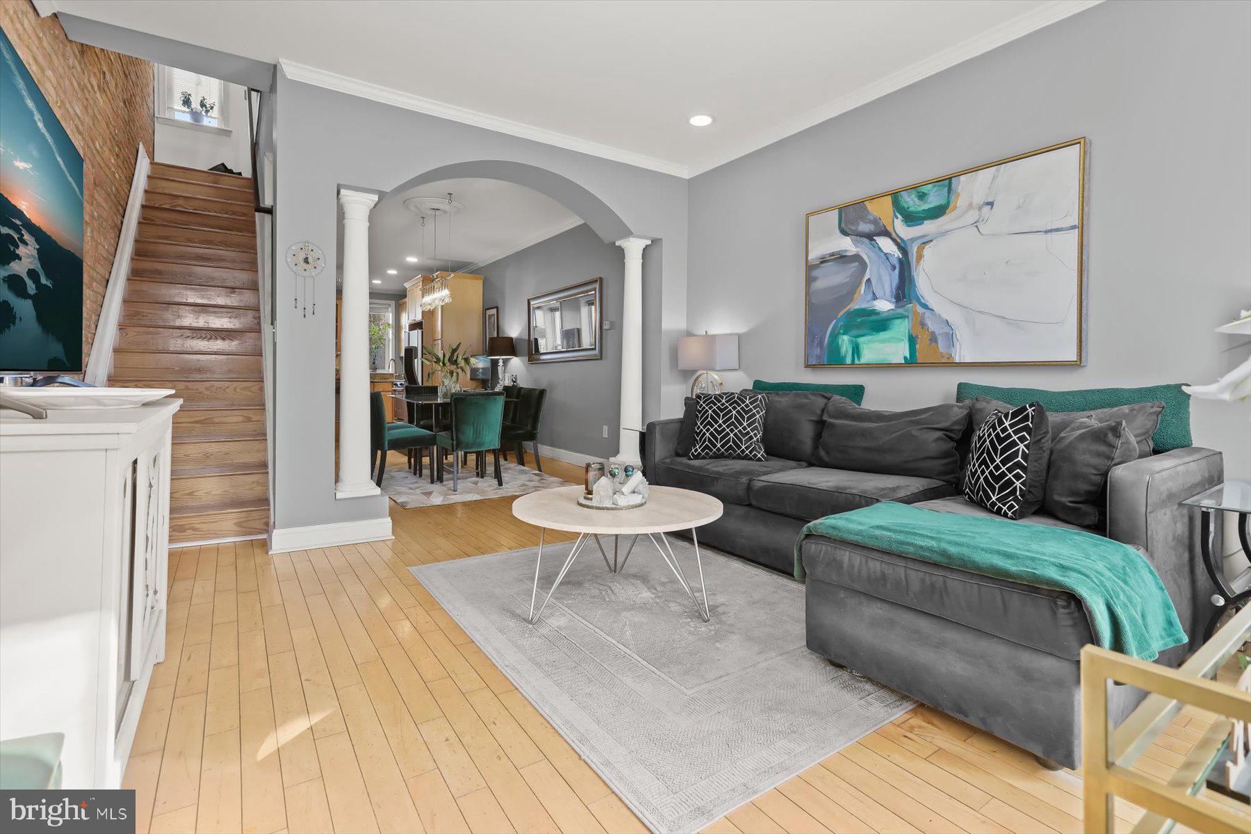 HIGHLANDTOWN - Residential