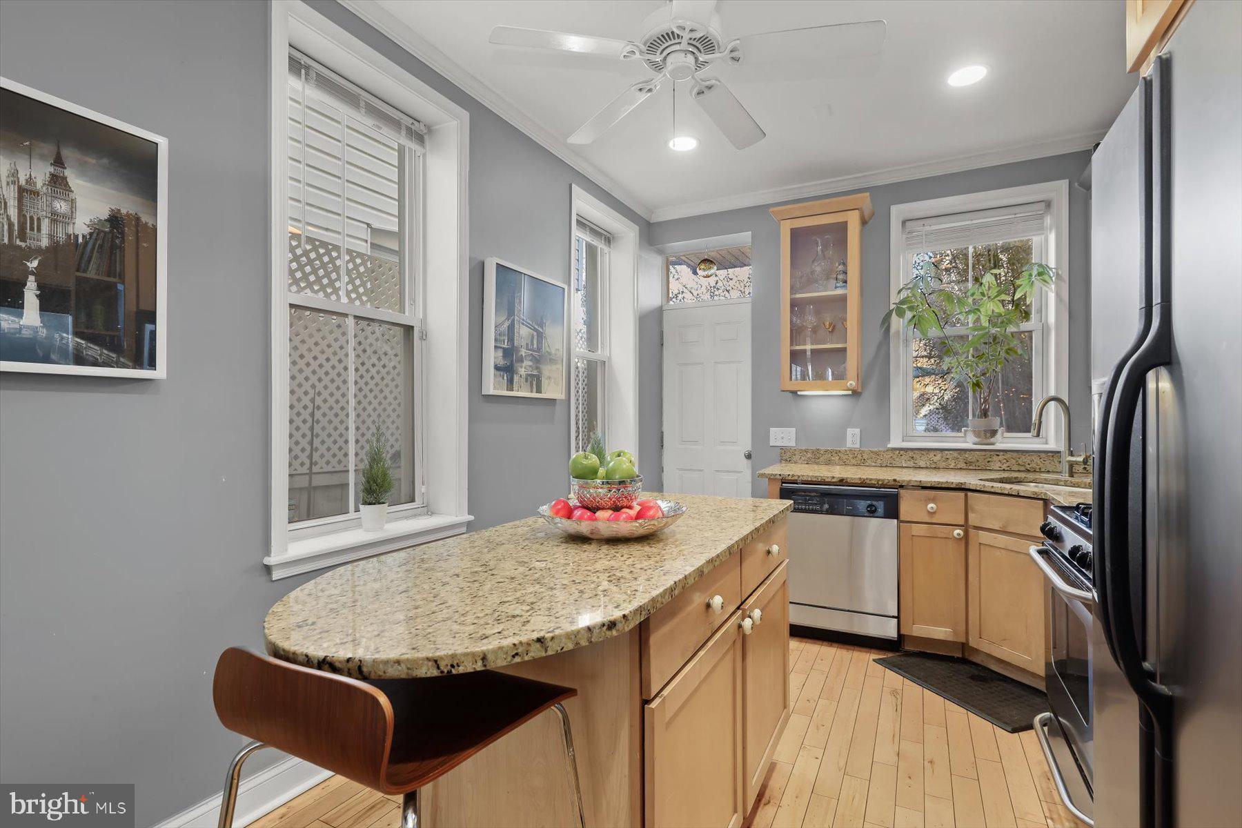 HIGHLANDTOWN - Residential