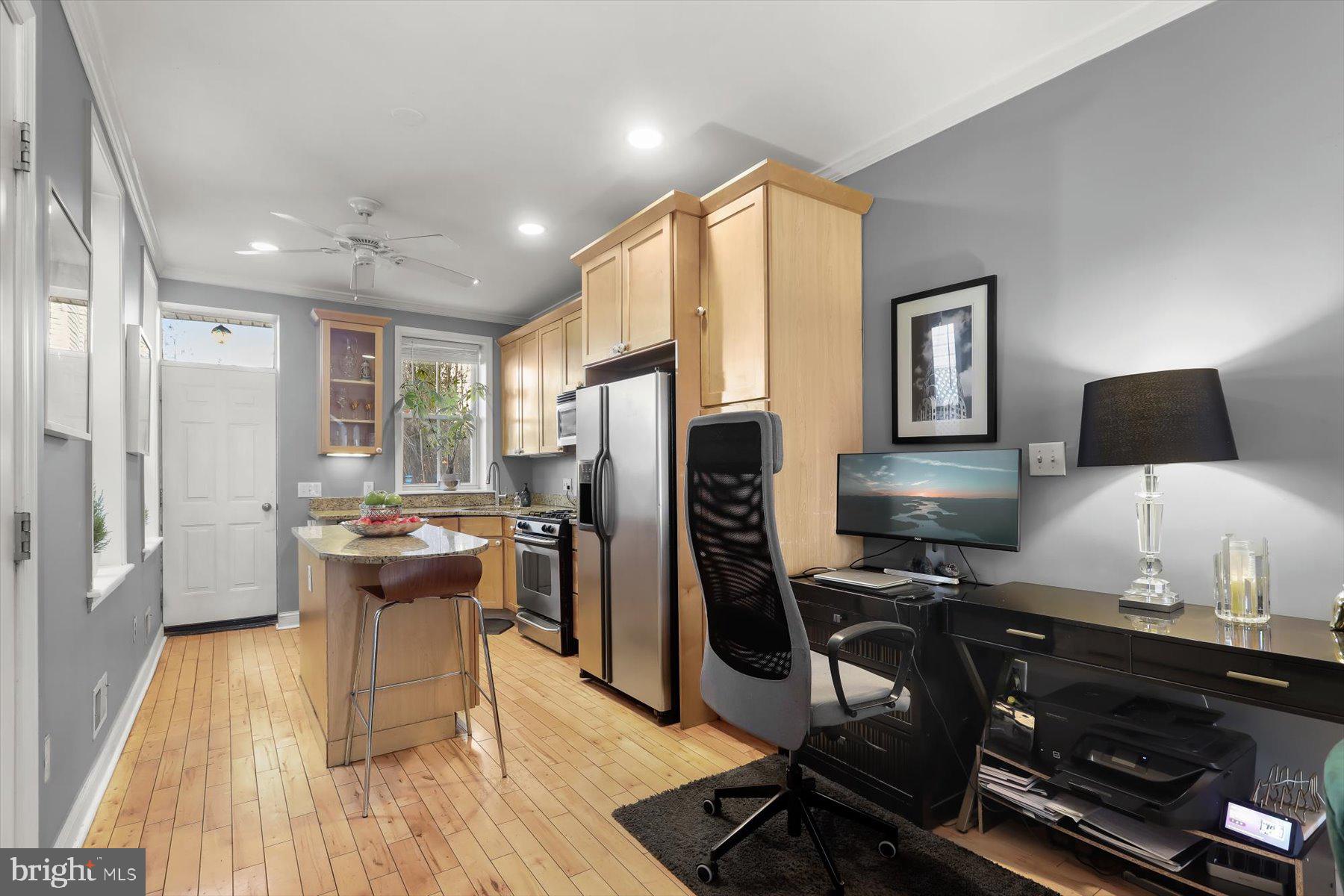 HIGHLANDTOWN - Residential