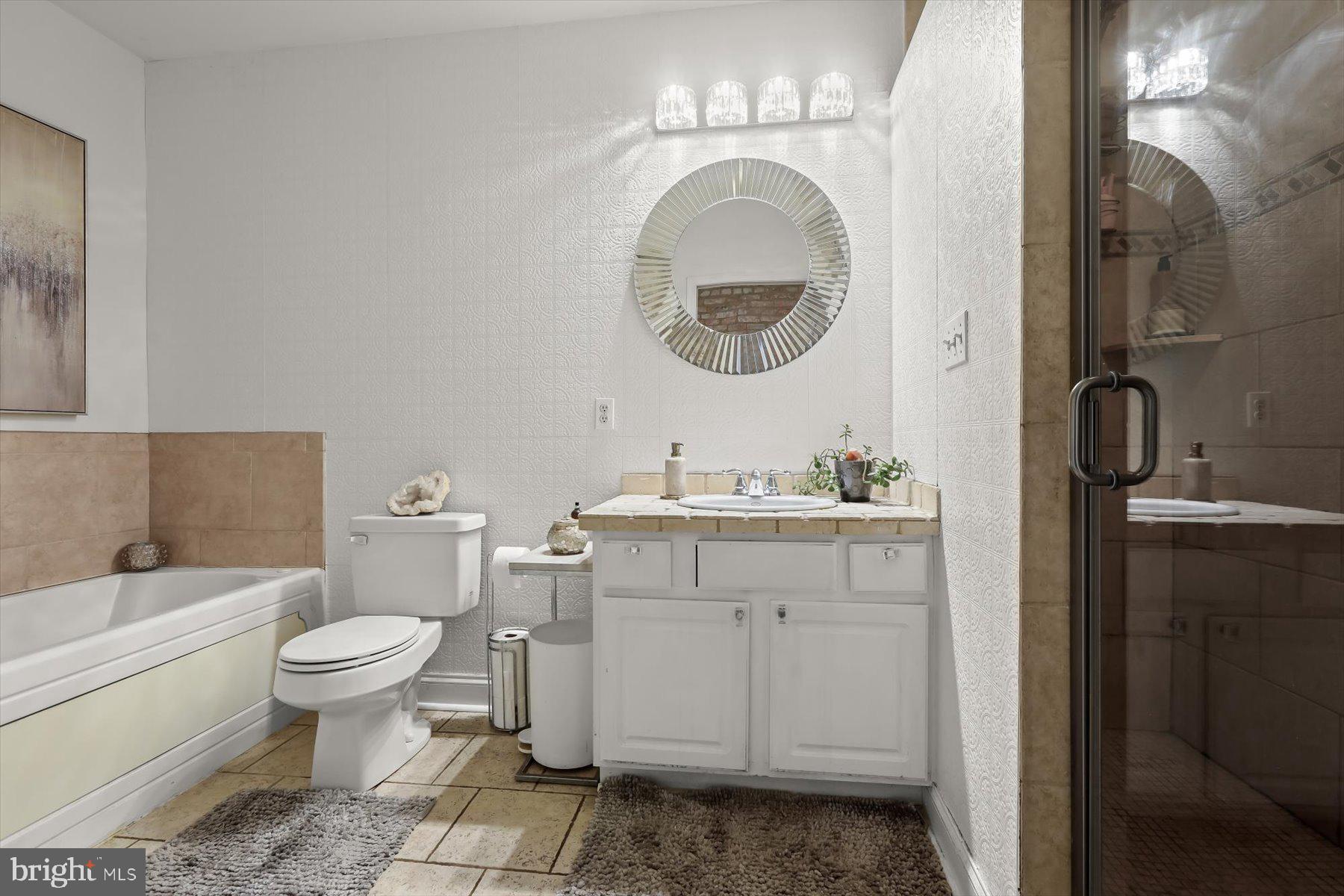 HIGHLANDTOWN - Residential