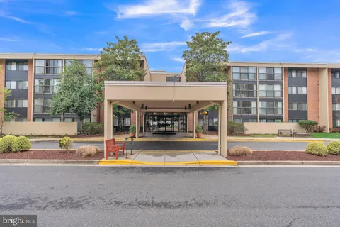 2921 N Leisure World Boulevard Unit 1-319, Silver Spring, MD 20906 - MLS#: MDMC2180052