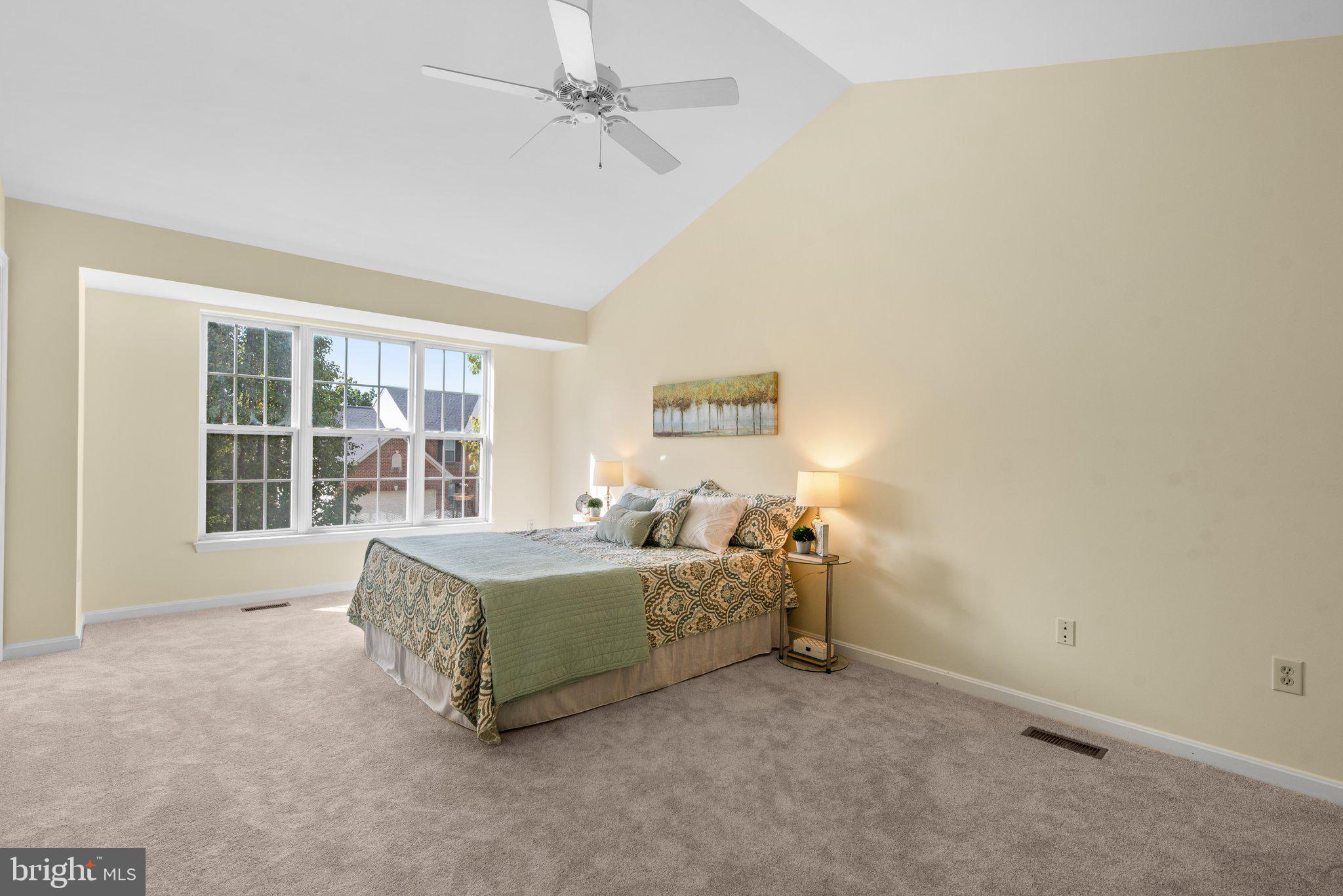 LYNDWOOD - Residential