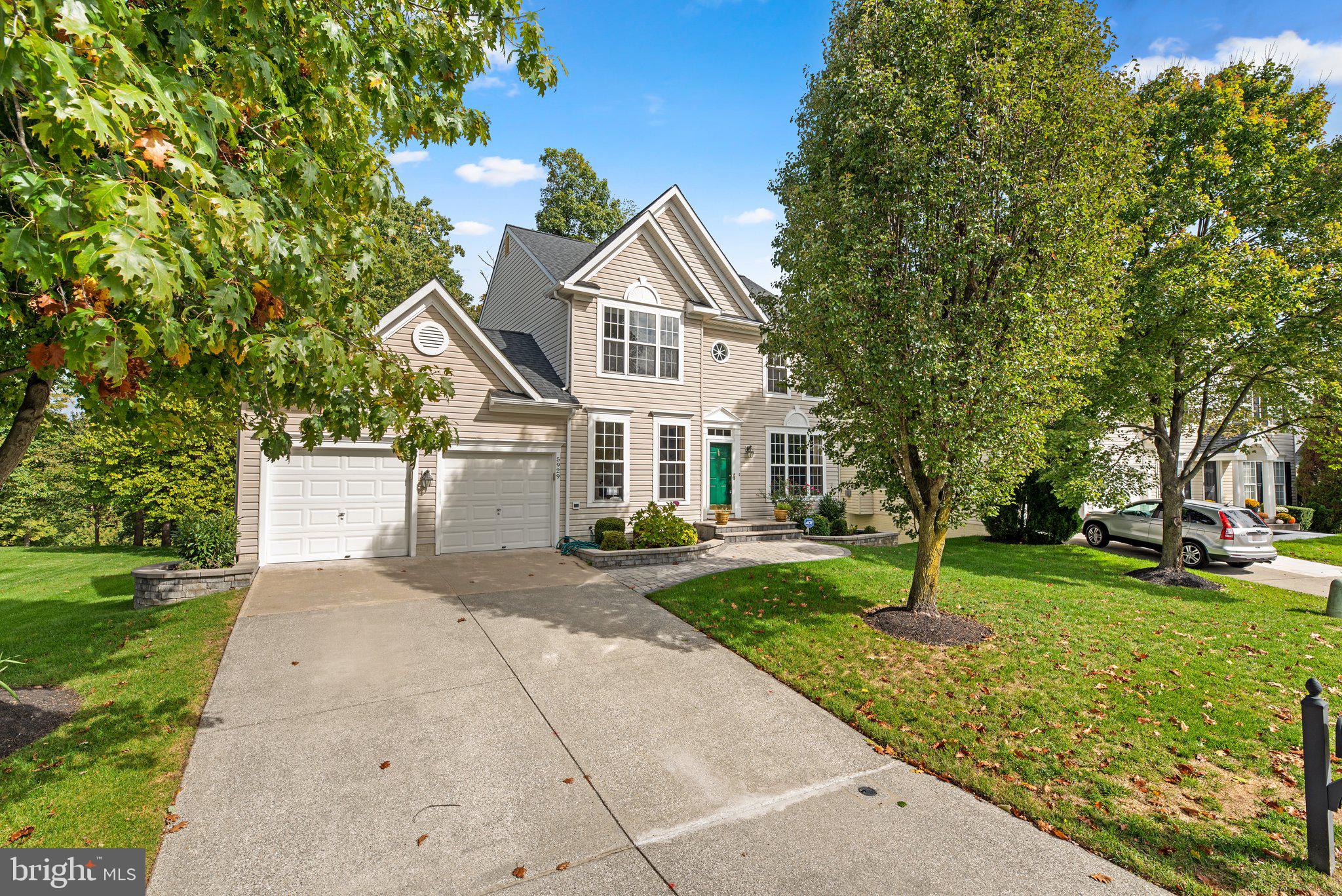 LYNDWOOD - Residential