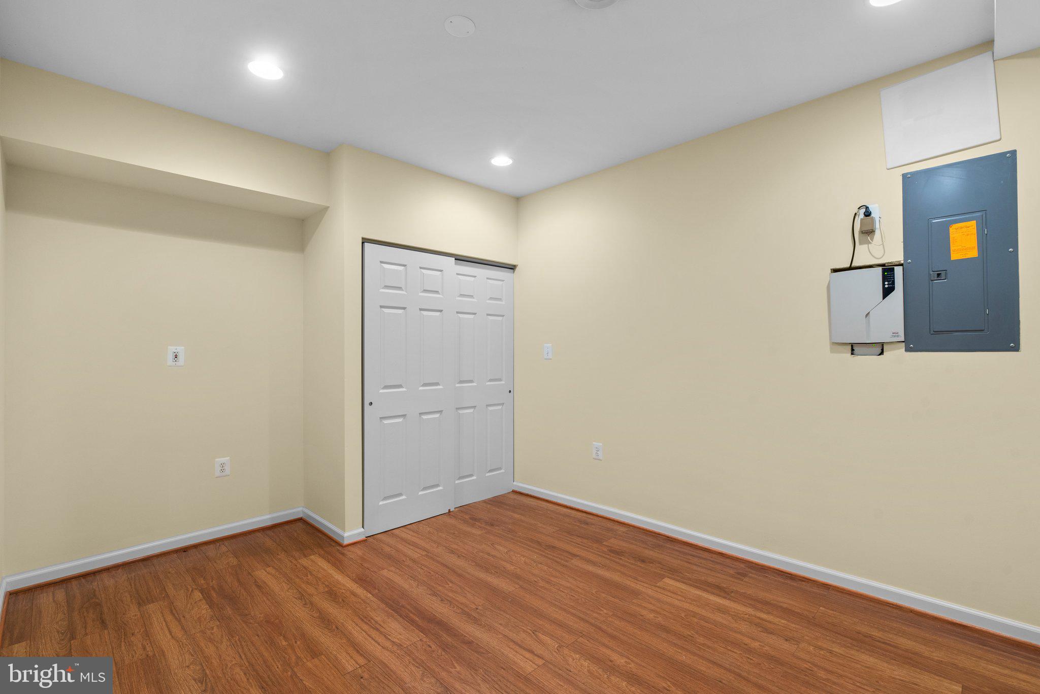 LYNDWOOD - Residential