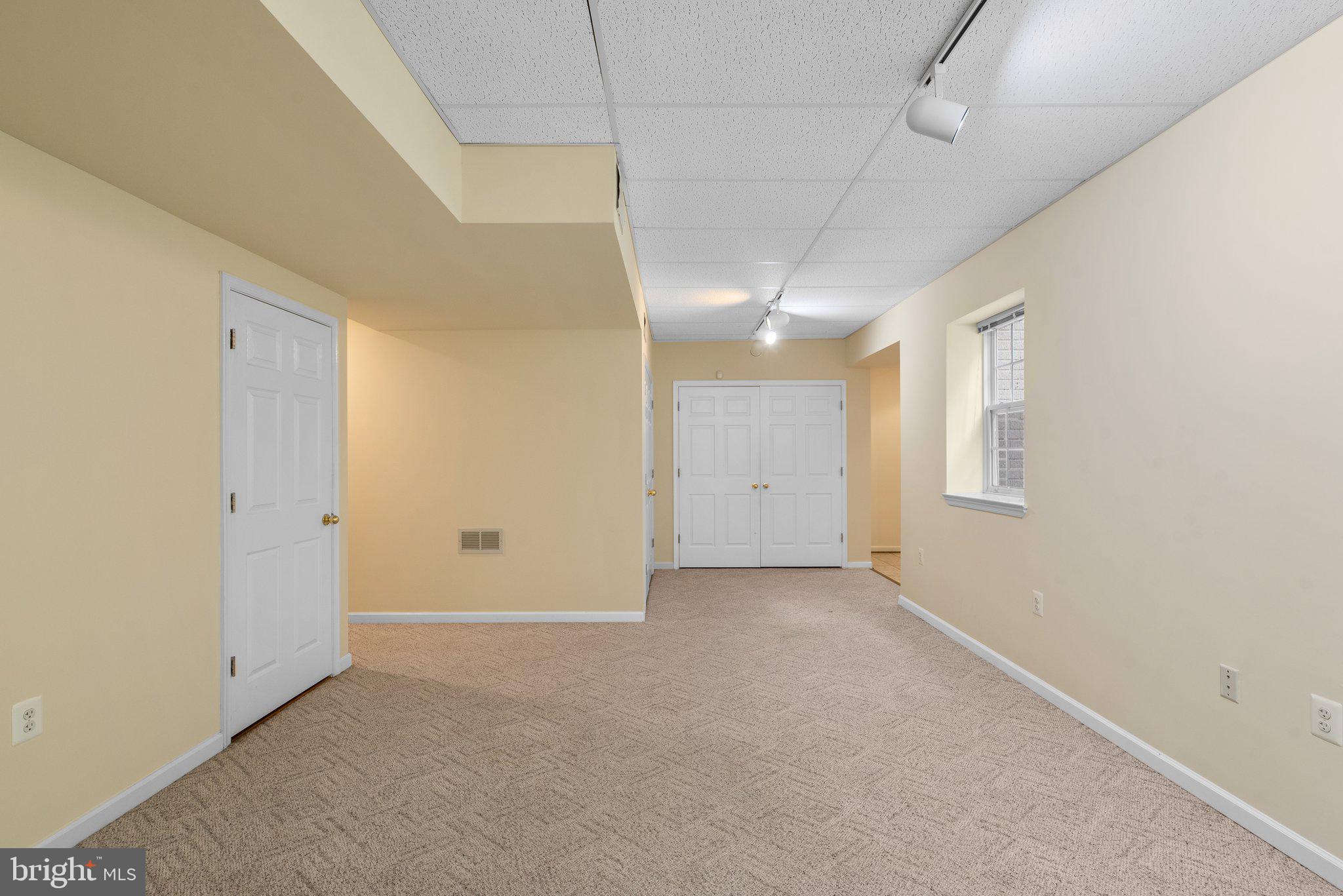 LYNDWOOD - Residential