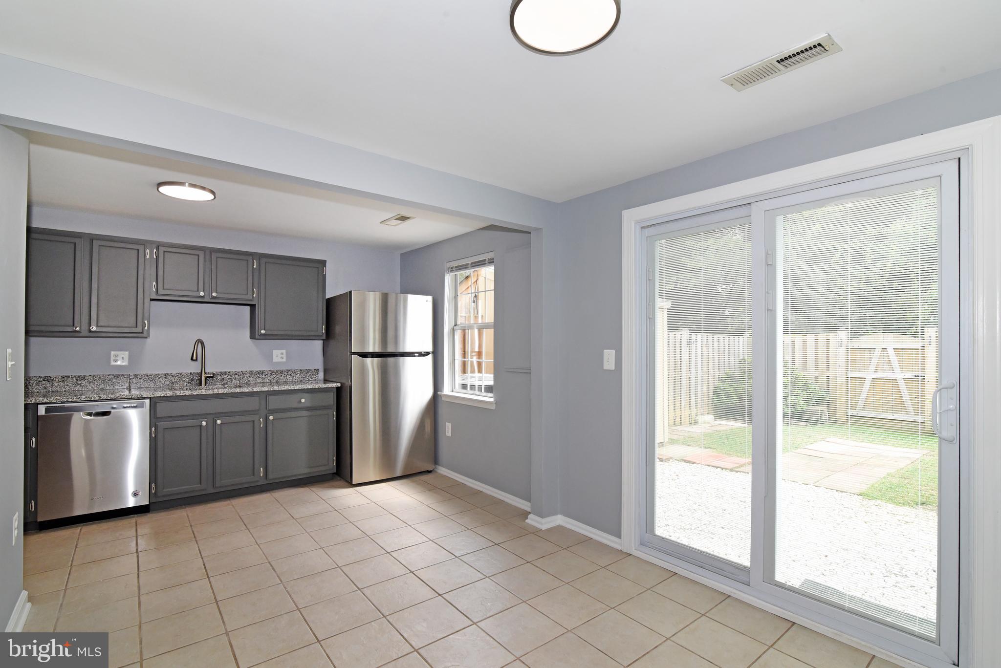 COUNTRYSIDE - Residential