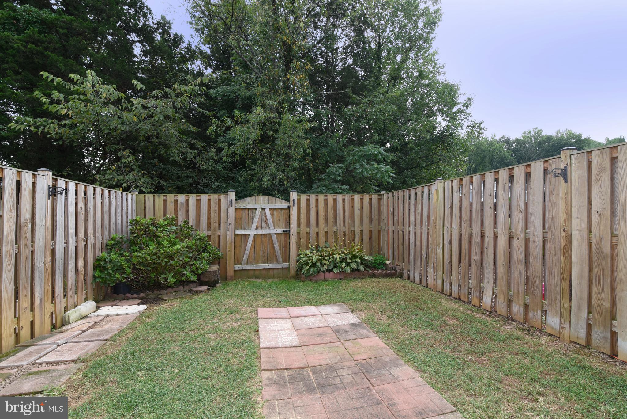 COUNTRYSIDE - Residential