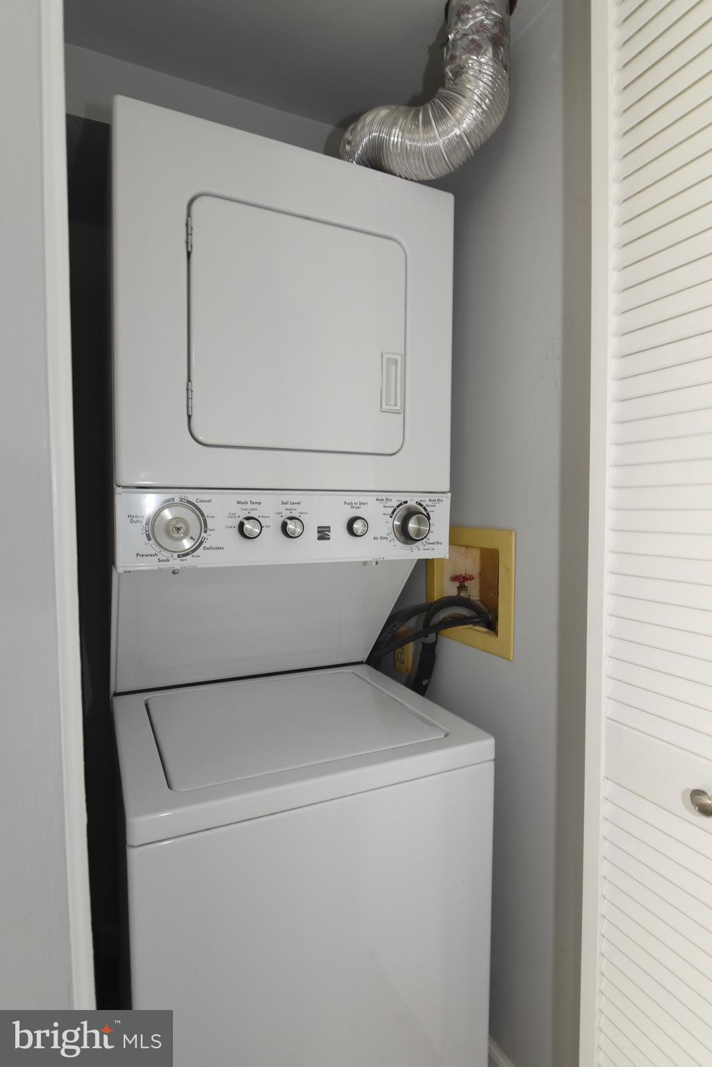 COUNTRYSIDE - Residential