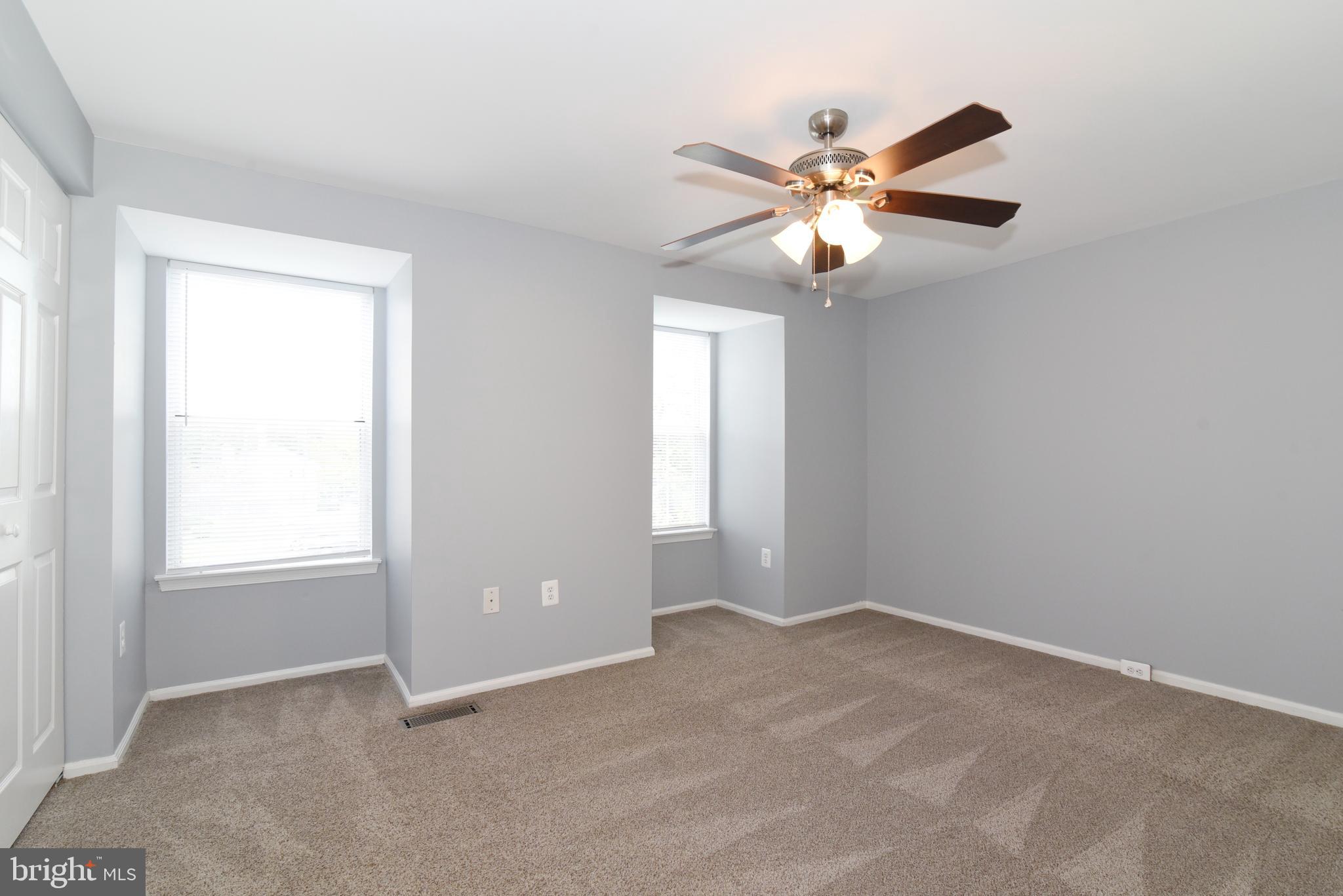 COUNTRYSIDE - Residential