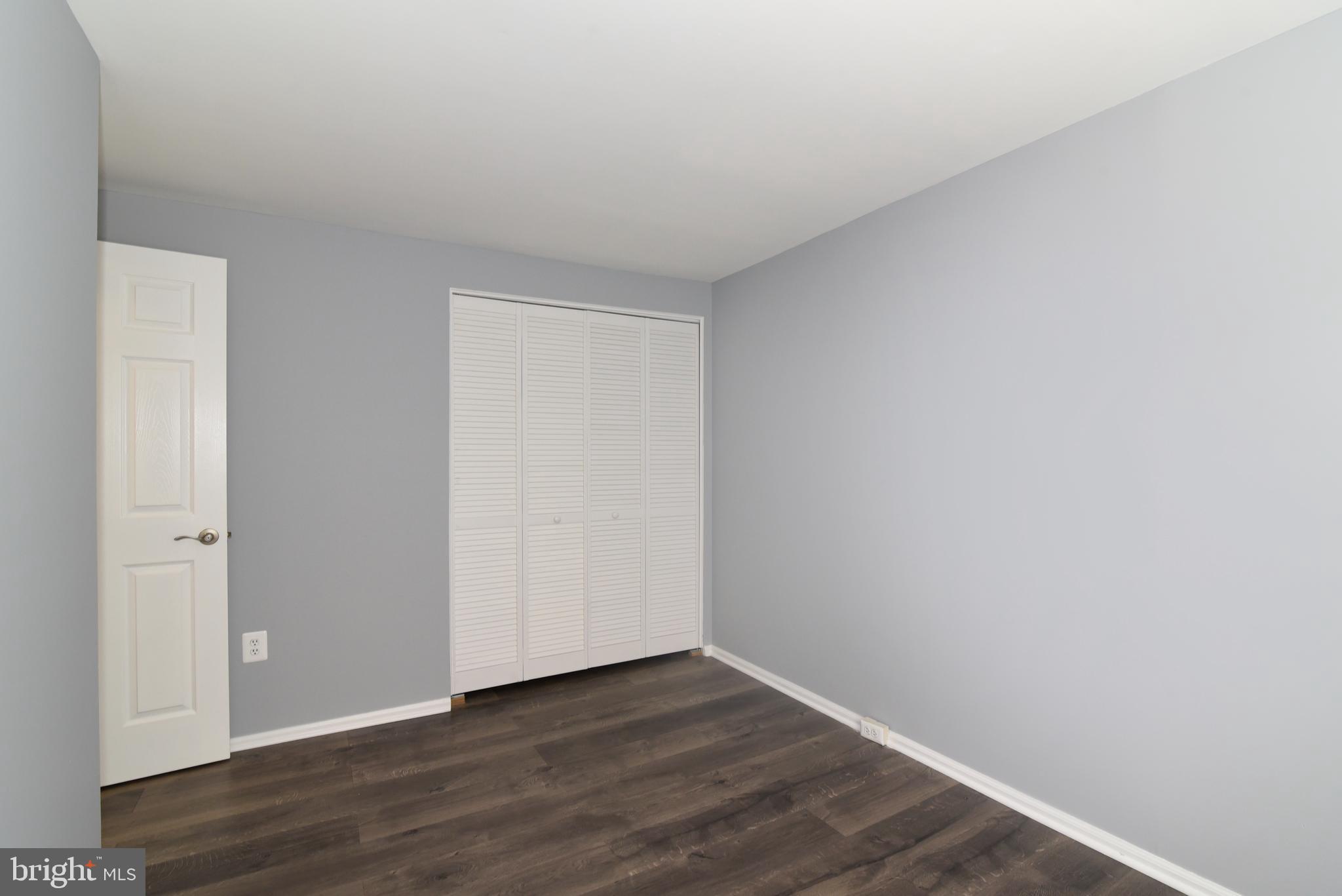 COUNTRYSIDE - Residential