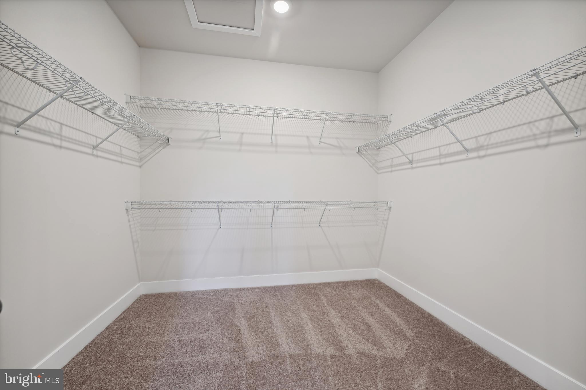 ST. CHARLES - Residential