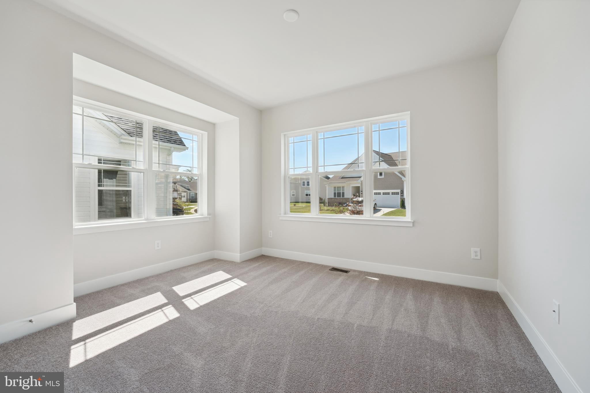 ST. CHARLES - Residential