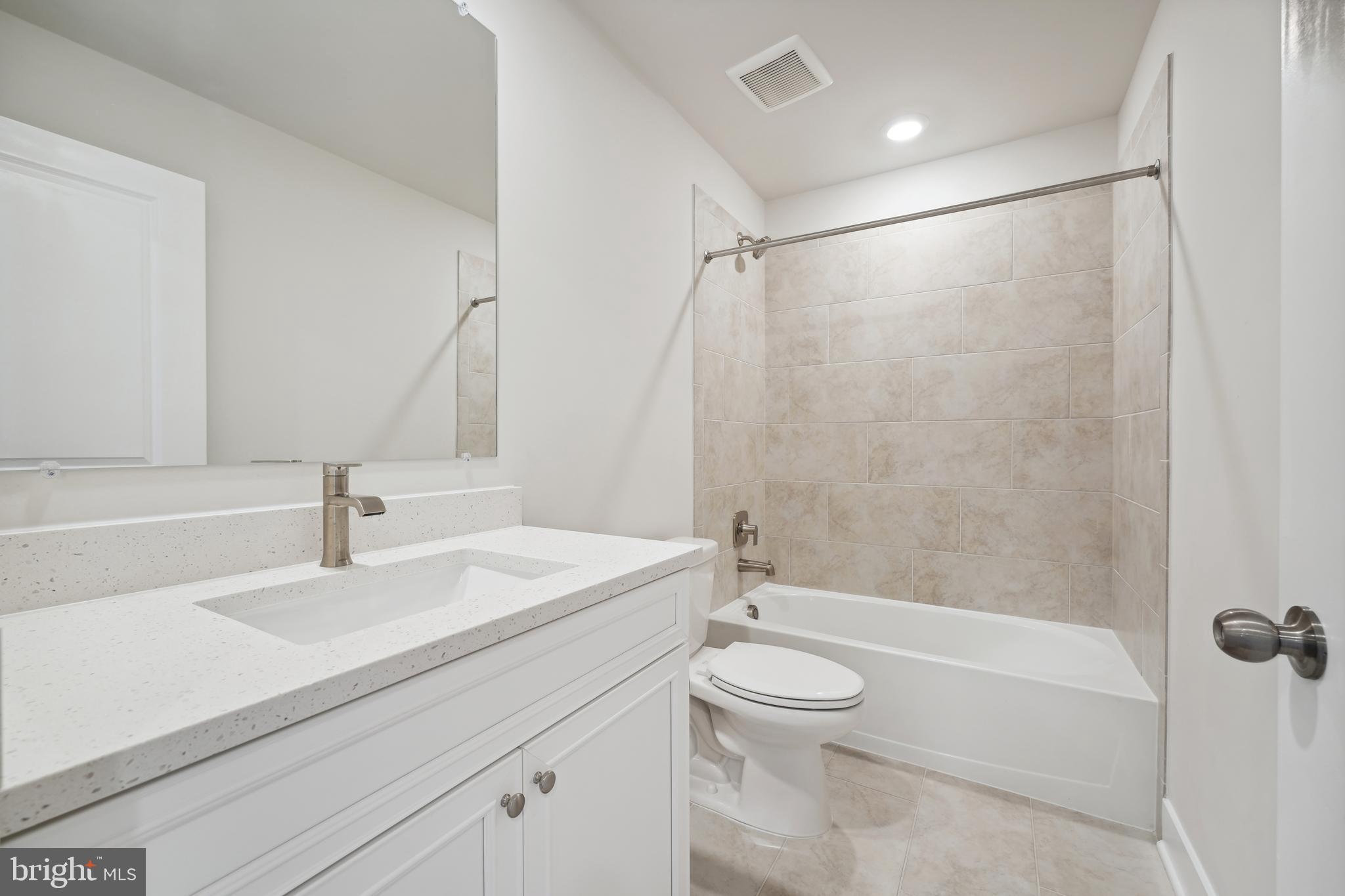 ST. CHARLES - Residential