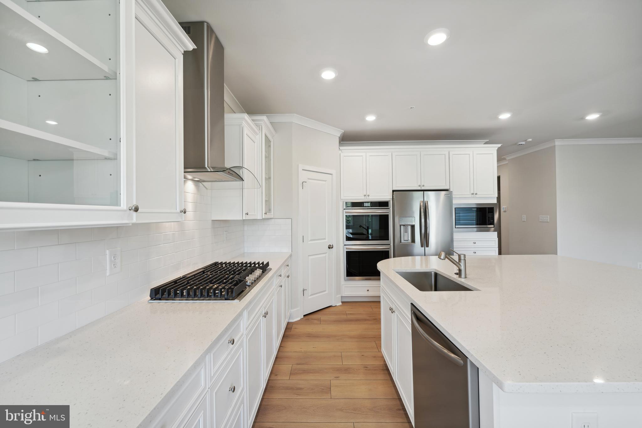 ST. CHARLES - Residential