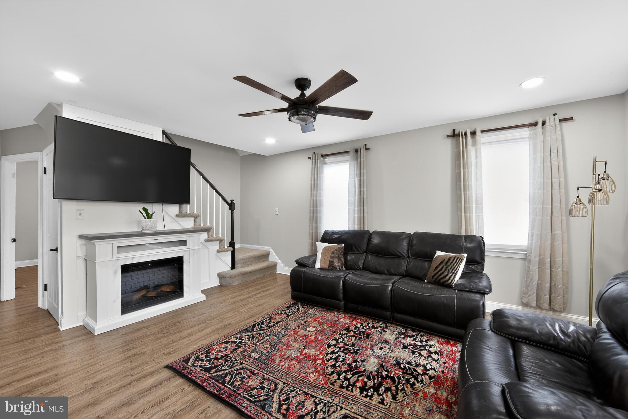 718 SUSQUEHANNA CIRCLE
