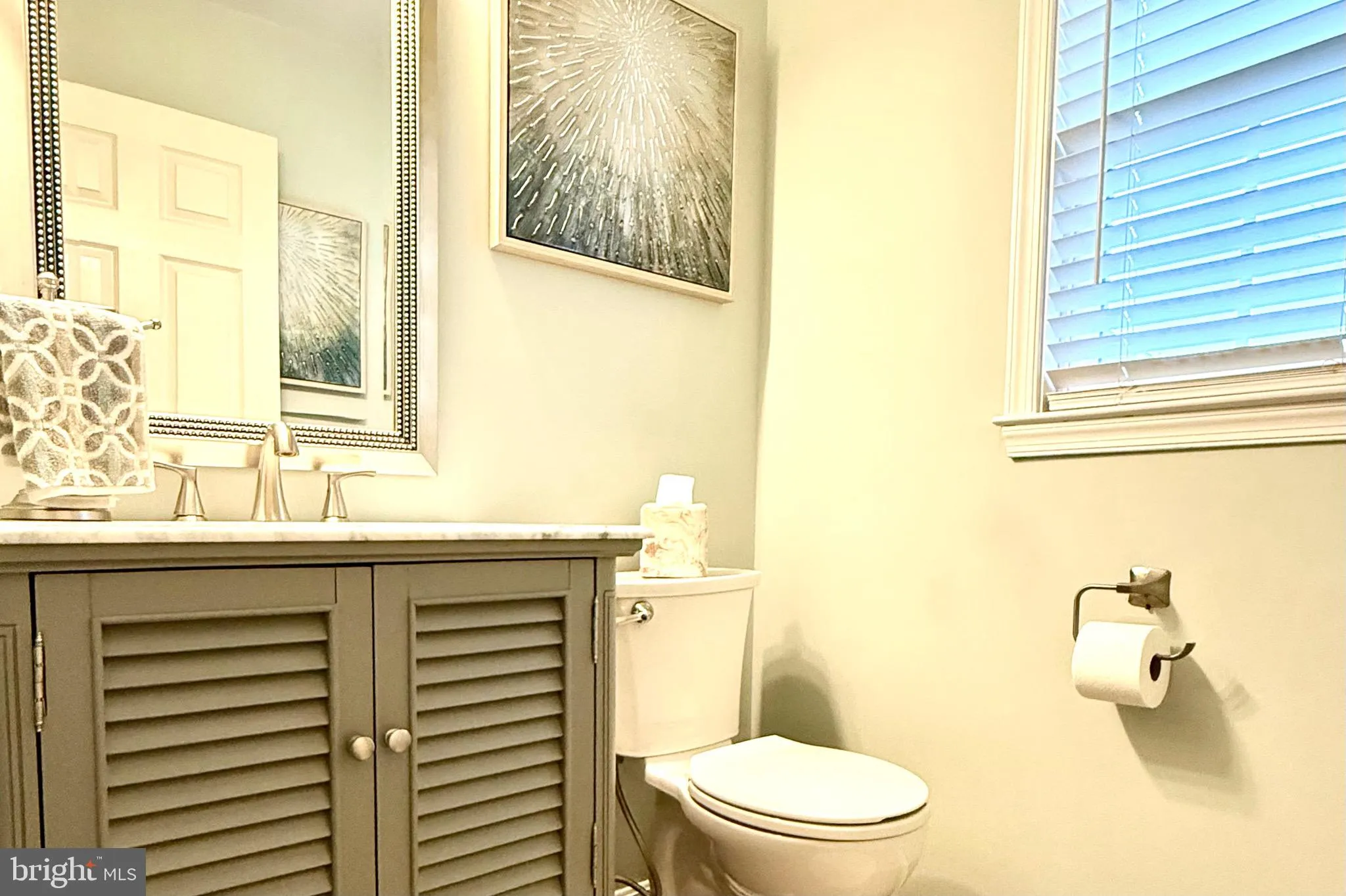 Bristow, Virginia 20136, United States, 5 Bedrooms Bedrooms, ,4 BathroomsBathrooms,Residential,Pending,11762