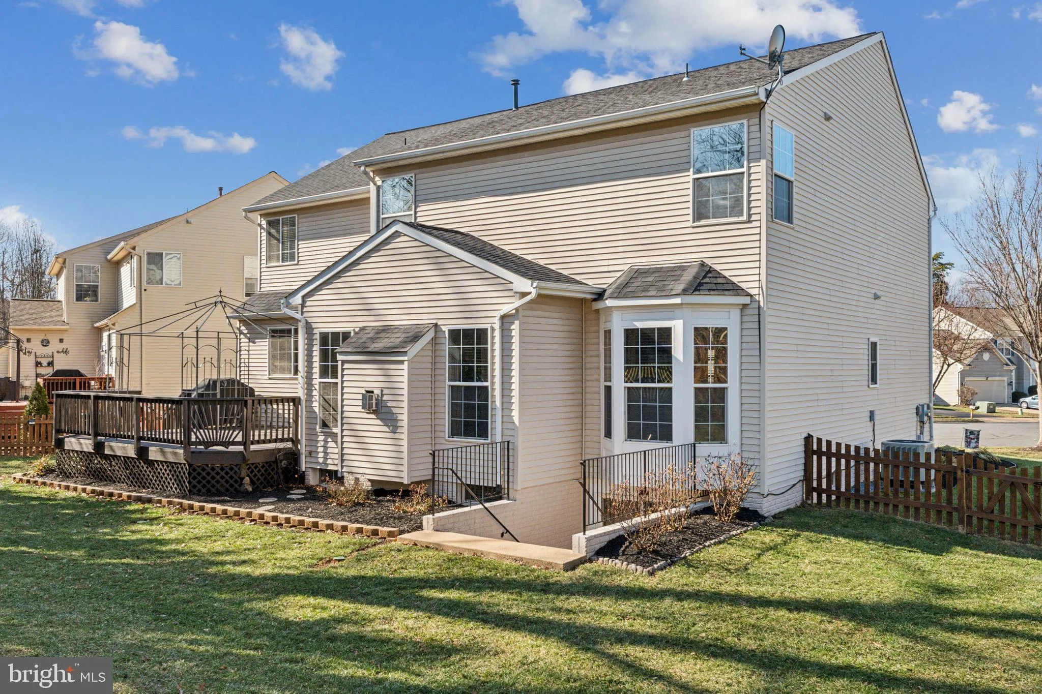 Bristow, Virginia 20136, United States, 5 Bedrooms Bedrooms, ,4 BathroomsBathrooms,Residential,Pending,11762