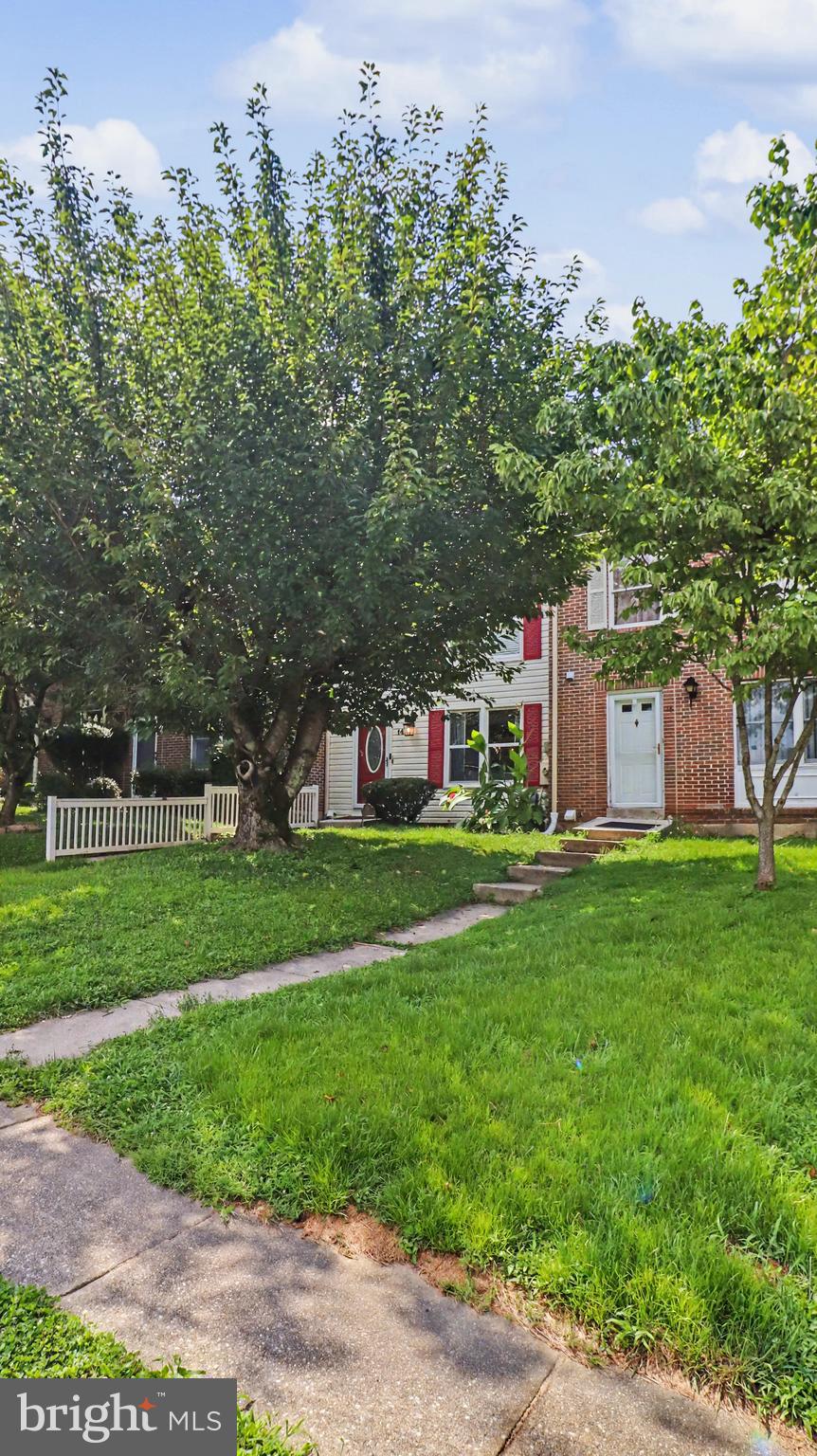 14 FITZHARDING PLACE