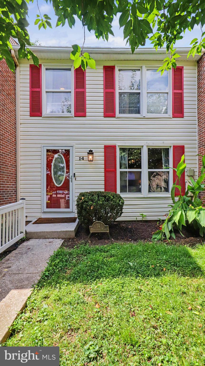 14 FITZHARDING PLACE