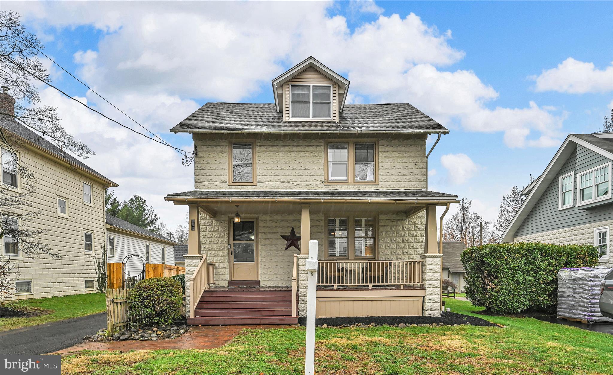 DOYLESTOWN BORO - Residential