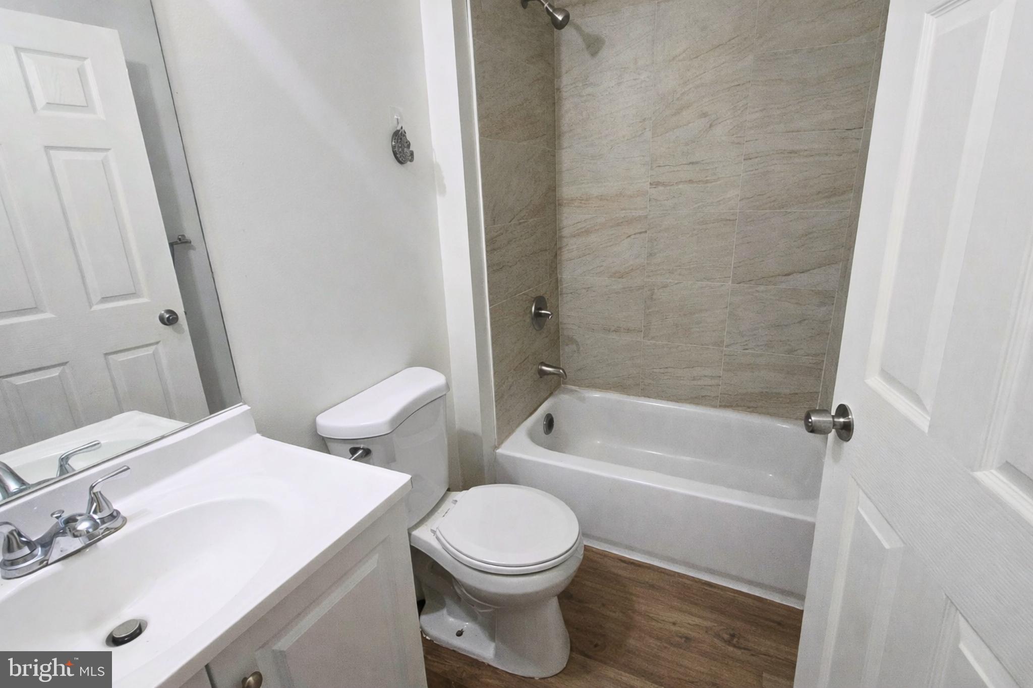 RAVEN GLEN - Residential