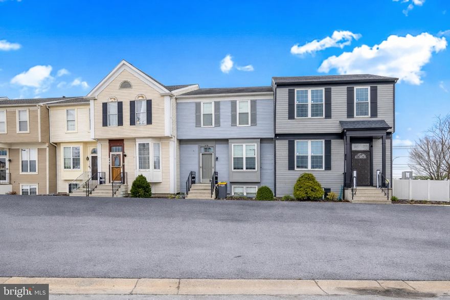 Welcome to this beautiful townhouse located in a desirable, well-maintained community.

This spacious home offers three bedrooms, two full baths, and one half bath, along with a fully finished basement and private deck — providing plenty of room to live, relax, and entertain.

As you enter the front door, a few steps lead you into the inviting main living area, featuring a bright and comfortable family room. The kitchen includes an eat-in dining area and flows seamlessly to a sliding glass door that opens to the rear deck — perfect for morning coffee or outdoor gatherings. From the deck, step down into the fenced backyard, offering additional outdoor space and privacy.

The fully finished basement provides generous additional living space, ideal for a recreation room, home office, gym, or media area.

Upstairs, you’ll find three well-sized bedrooms, including a spacious owner’s suite complete with a walk-in closet and private full bath featuring double sinks. A full hallway bath serves the additional bedrooms, and a convenient half bath is located on the main level.

This property is currently tenant-occupied and has been notified of the sale, has received proper notice, and will vacate the property by the end of April. Closing is anticipated in May. The owner will ensure the home is fully cleaned, cleared out, and all agreed-upon repairs are completed prior to closing, delivering the property in move-in ready condition.

A wonderful opportunity to own a well-designed townhouse in a lovely community — ready for its next chapter.

DISCLAIMER:
Photos were taken when the property was vacant. Please be aware that the property is currently occupied and may show differently in person than depicted in the photos.