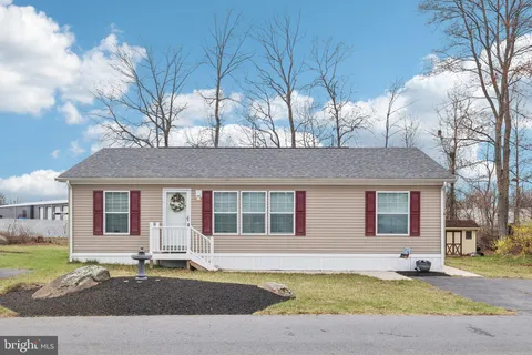 4 Laurel Terrace, Quakertown, PA MLS: PABU2091210