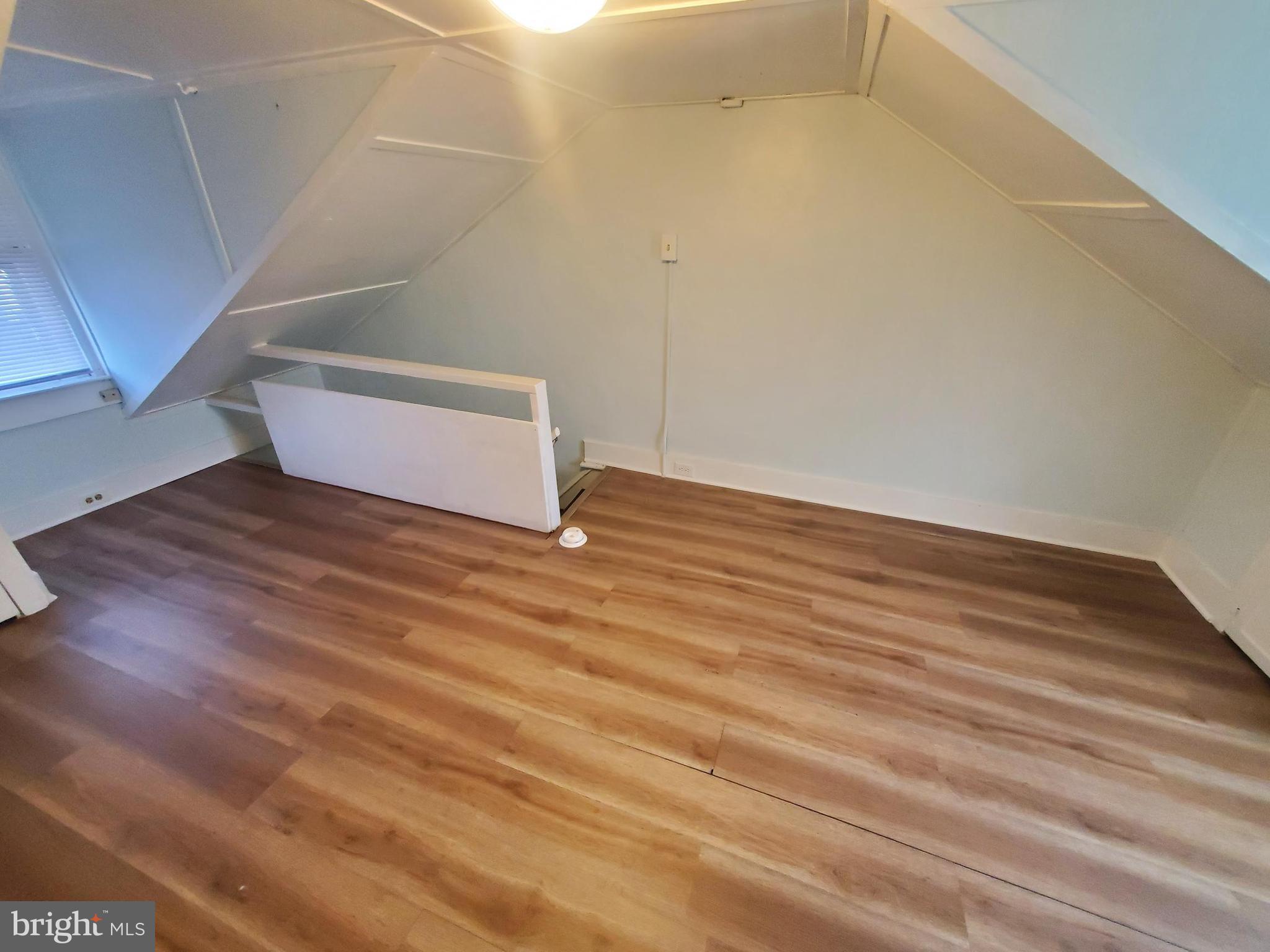 SOUTHERN READING - Residential Lease