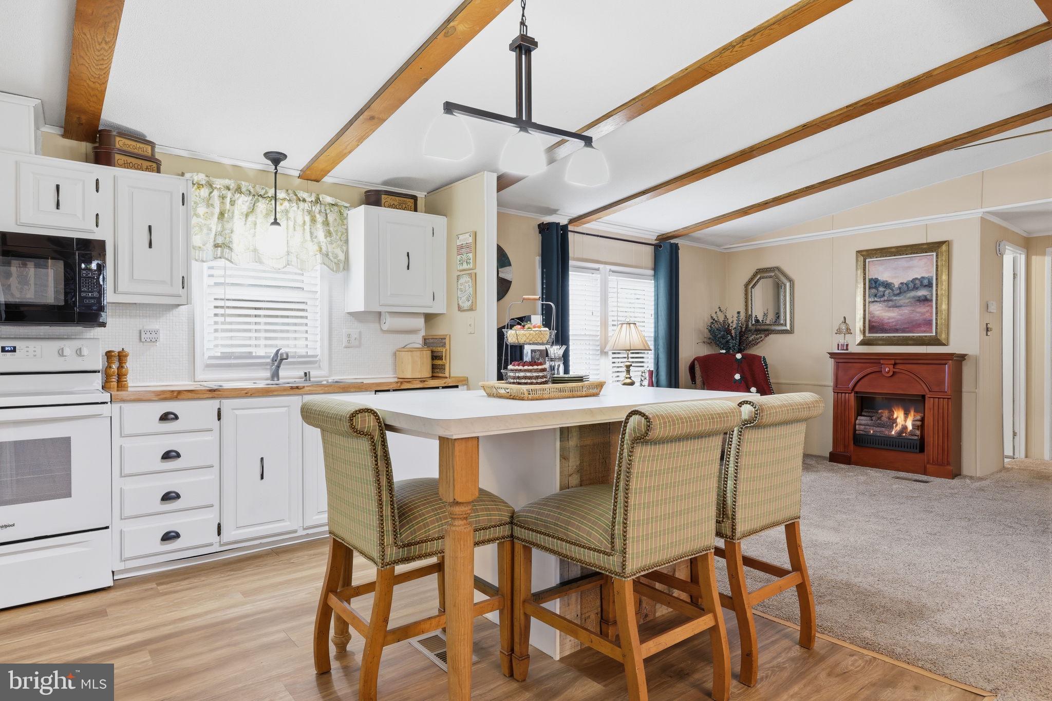 NESHAMINY FALLS - Residential