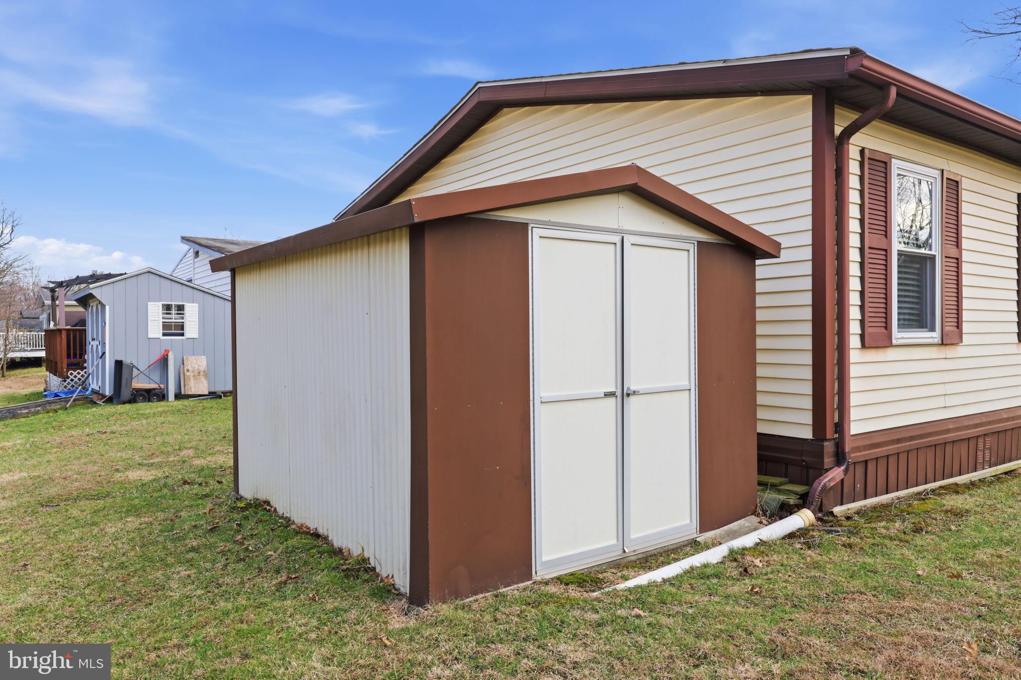 NESHAMINY FALLS - Residential