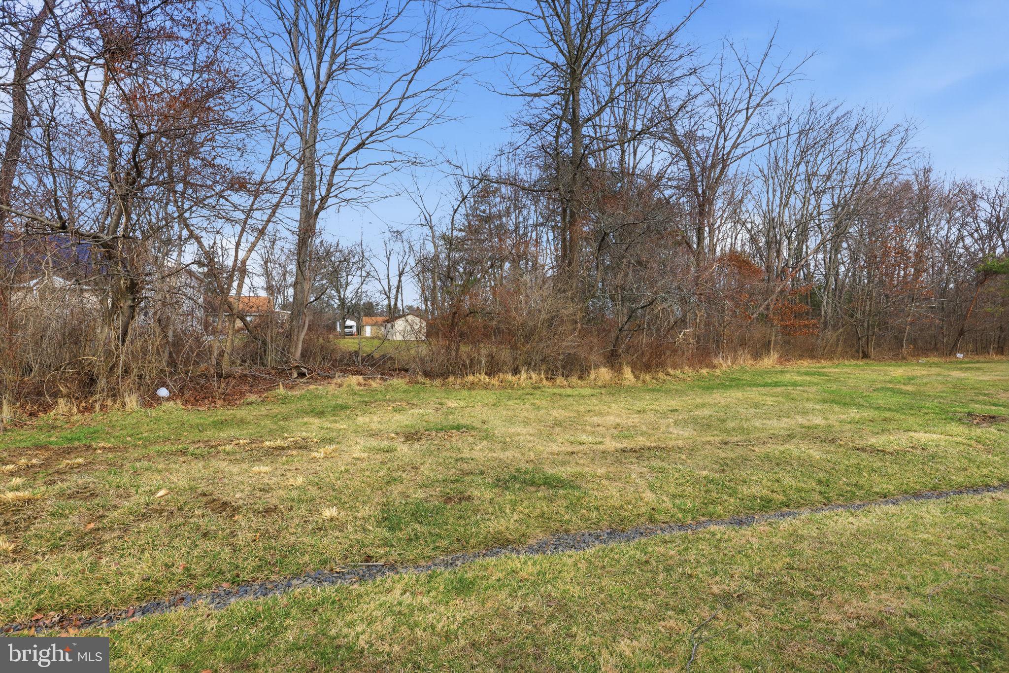 NESHAMINY FALLS - Residential