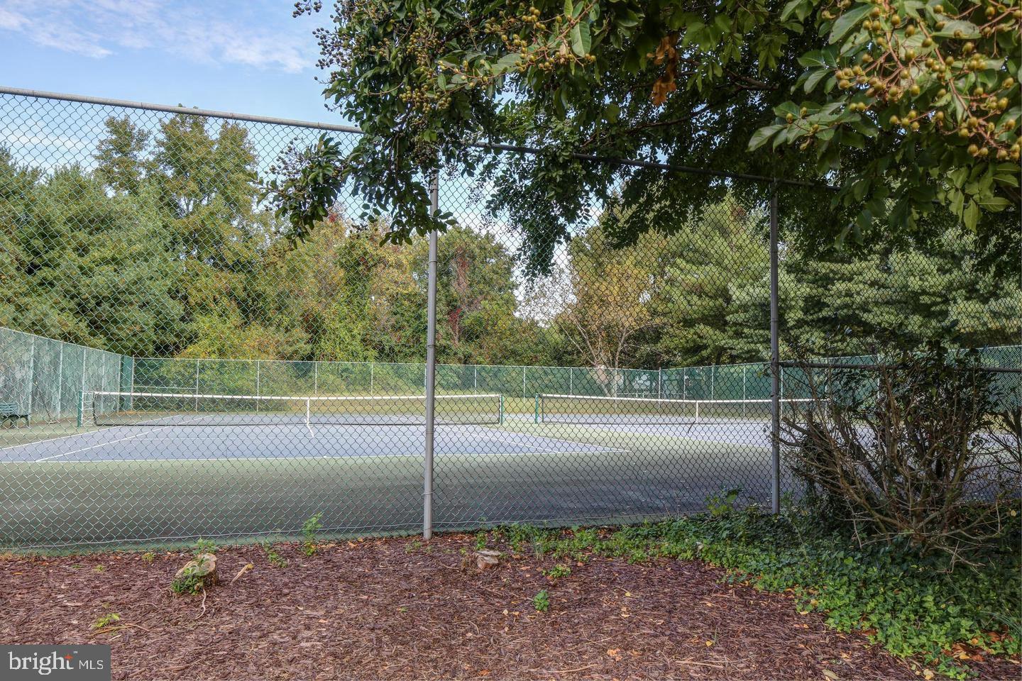 HUNT MEADOW - Residential Lease