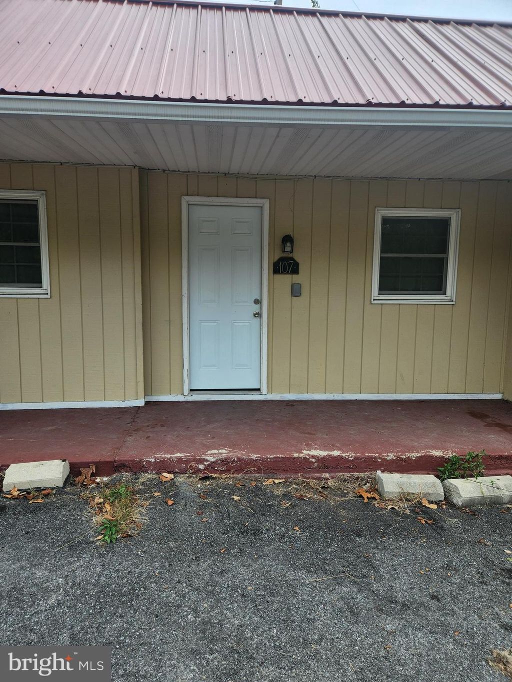 Photo of 9349 Valley Road #107, BERKELEY SPRINGS, WV 25411 (MLS # WVMO2006850)