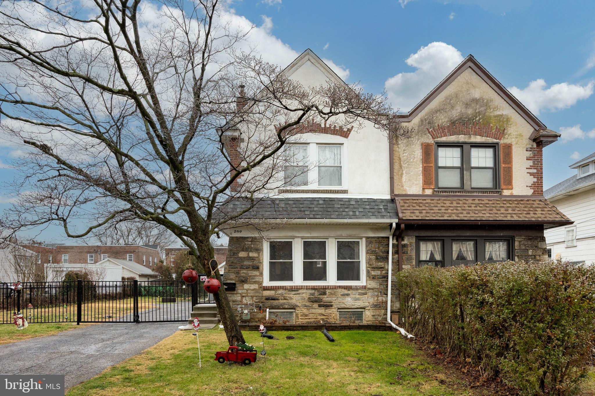 SPRINGFIELD KNOLL - Residential