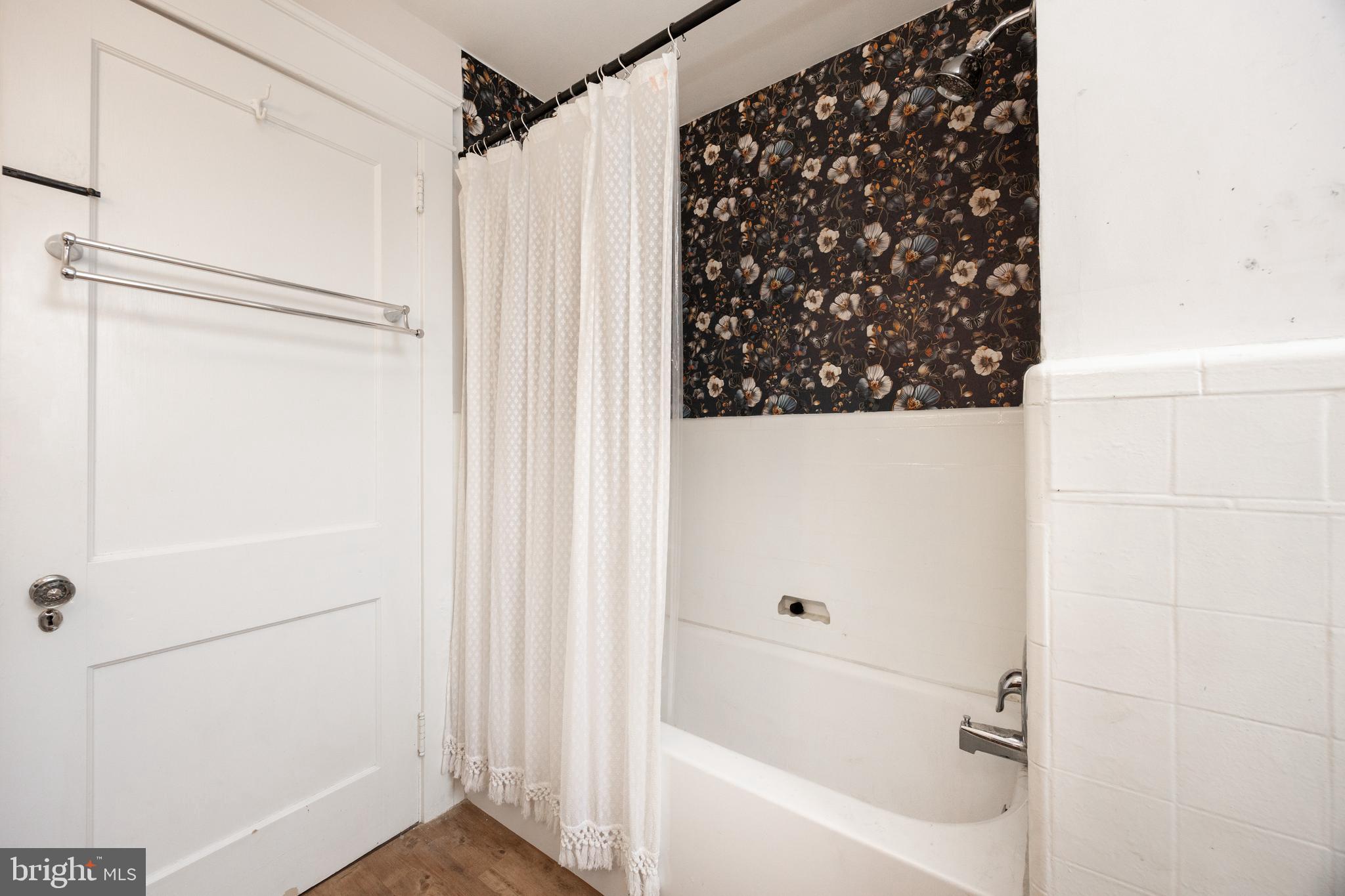 SPRINGFIELD KNOLL - Residential