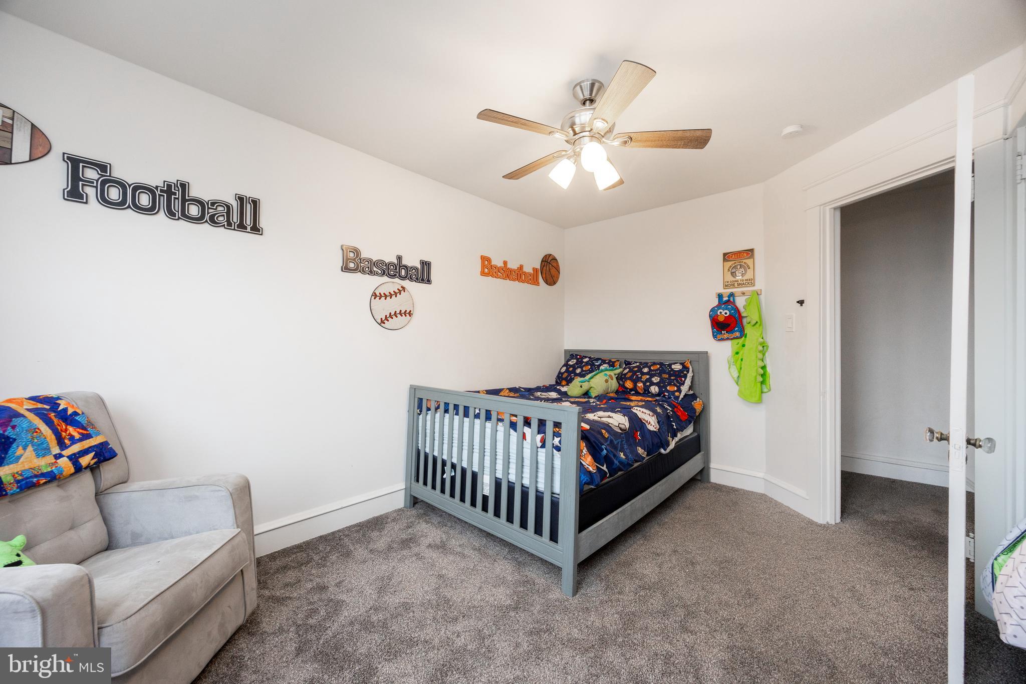 SPRINGFIELD KNOLL - Residential