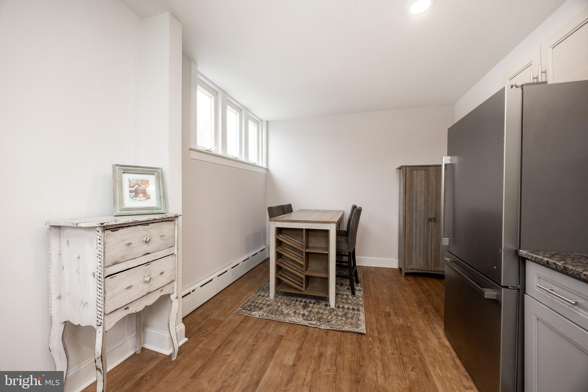 SPRINGFIELD KNOLL - Residential