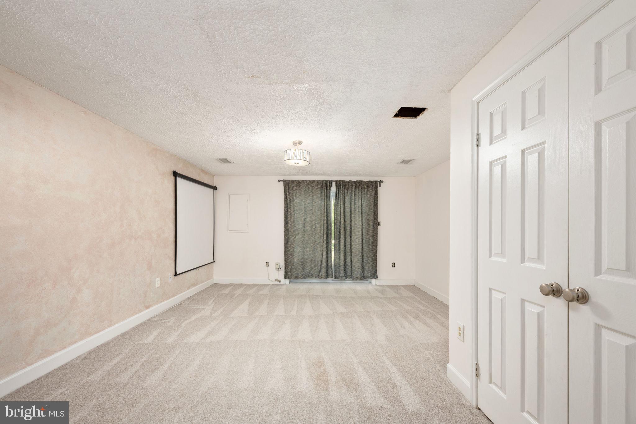 TACKETTS MILL - Residential Lease