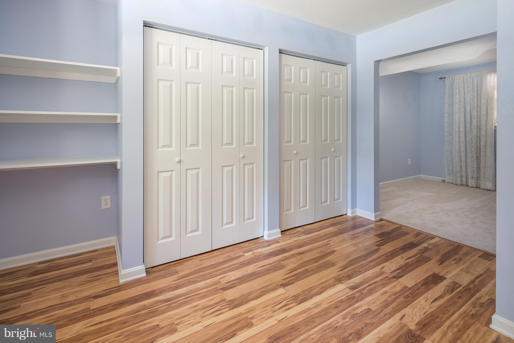 KNOLLWOOD ESTATES - Residential